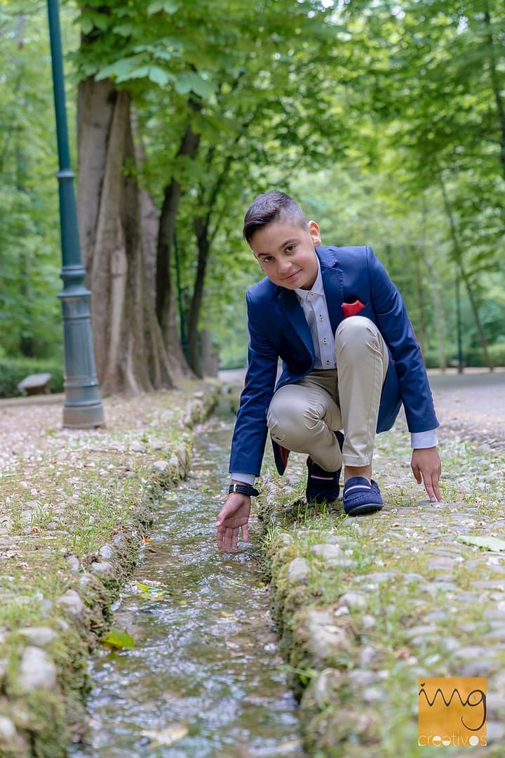 Fotografía de Comunión en exteriores en Granada