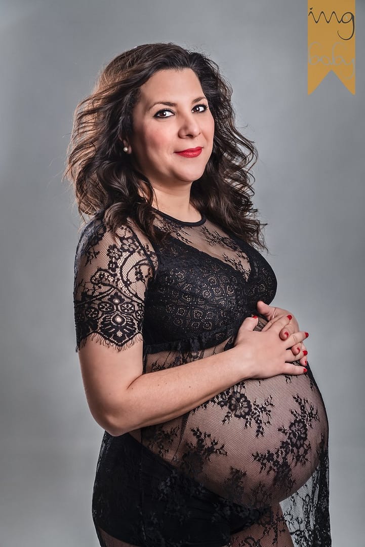 Fotografía de embazada en Granada