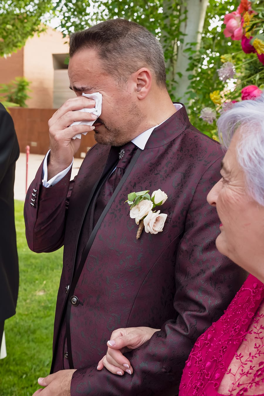 Novio ve por primera vez a la novia ceremonia boda Hotel Granada Palace, Fotógrafo Granada bodas.