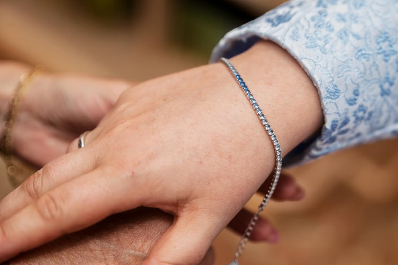 Llegada de los novios a la ceremonia civil en Mesón Pepe Quiles
